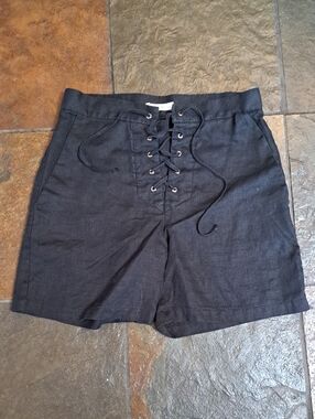 MATIN Black size 8 Lace Up front.